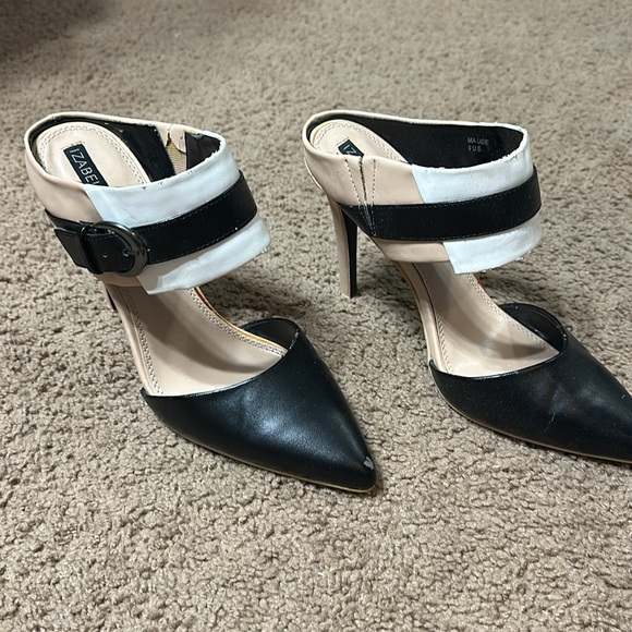 Izabella Rue - “Maude” Slip On Heels - Size 9 - Picture 2 of 4